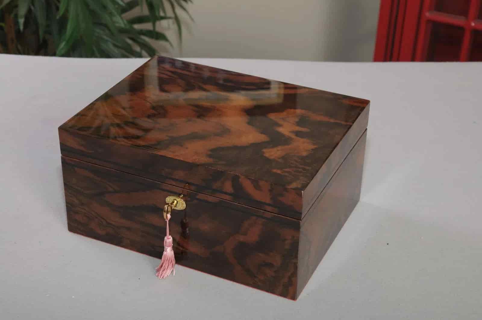 Product thumbnail 5