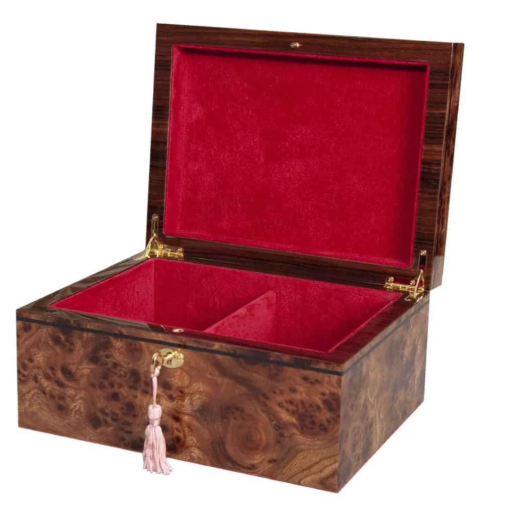 Signature Premium Chess Box - Olmo Burl