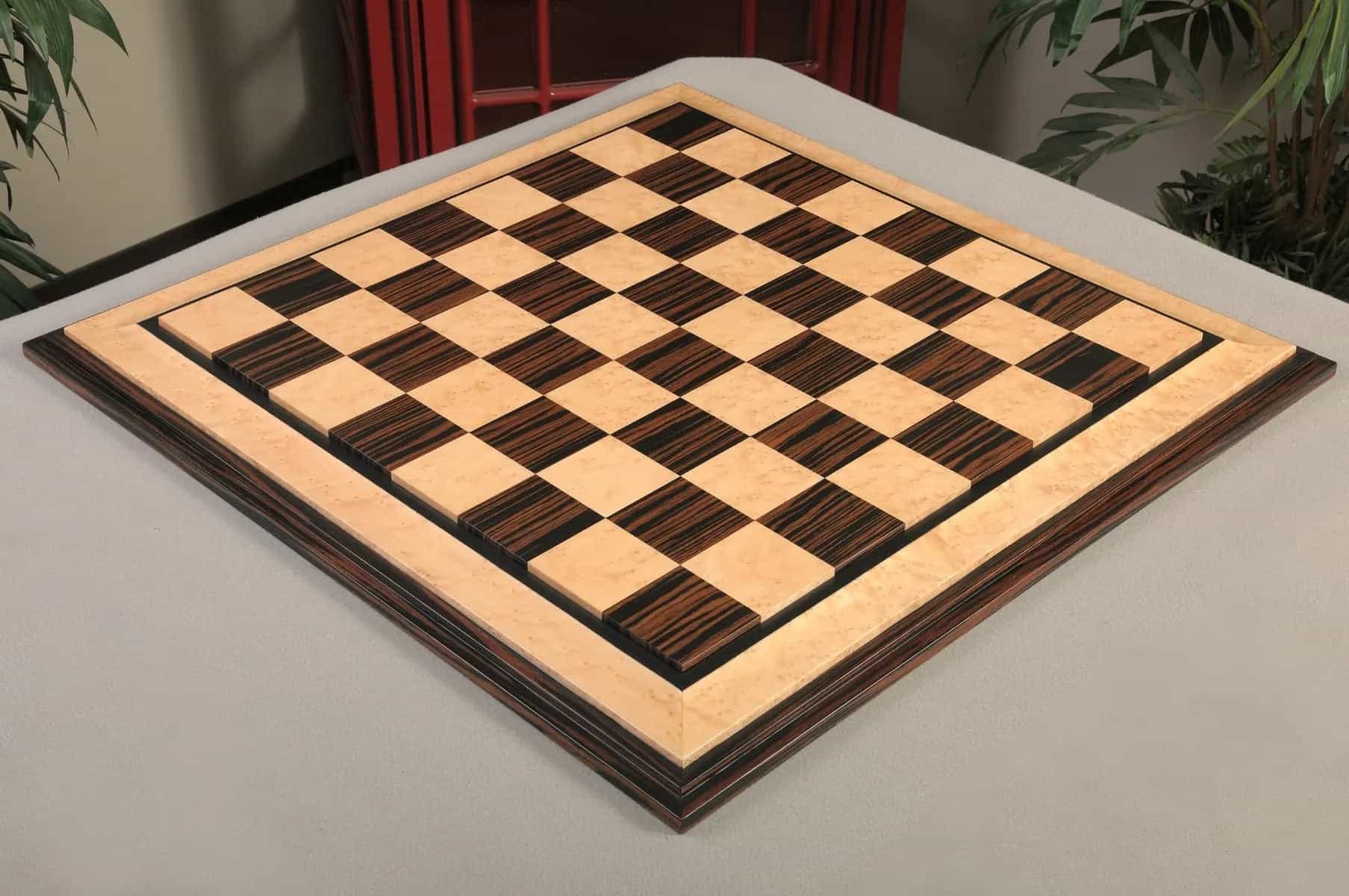 Signature Contemporary Vi Luxury Chess Board