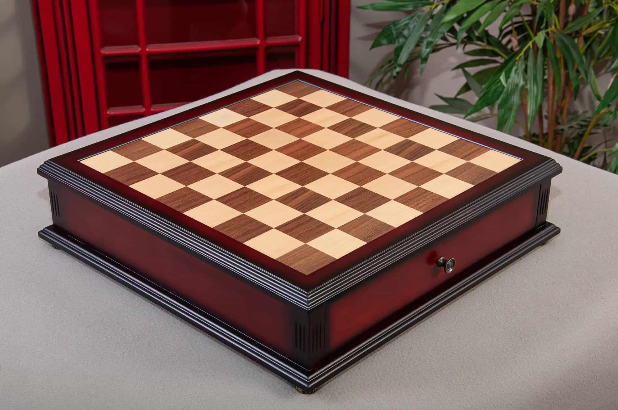 Walnut And Maple Classical Tiroir Chess Board With Storage Drawers - % Off