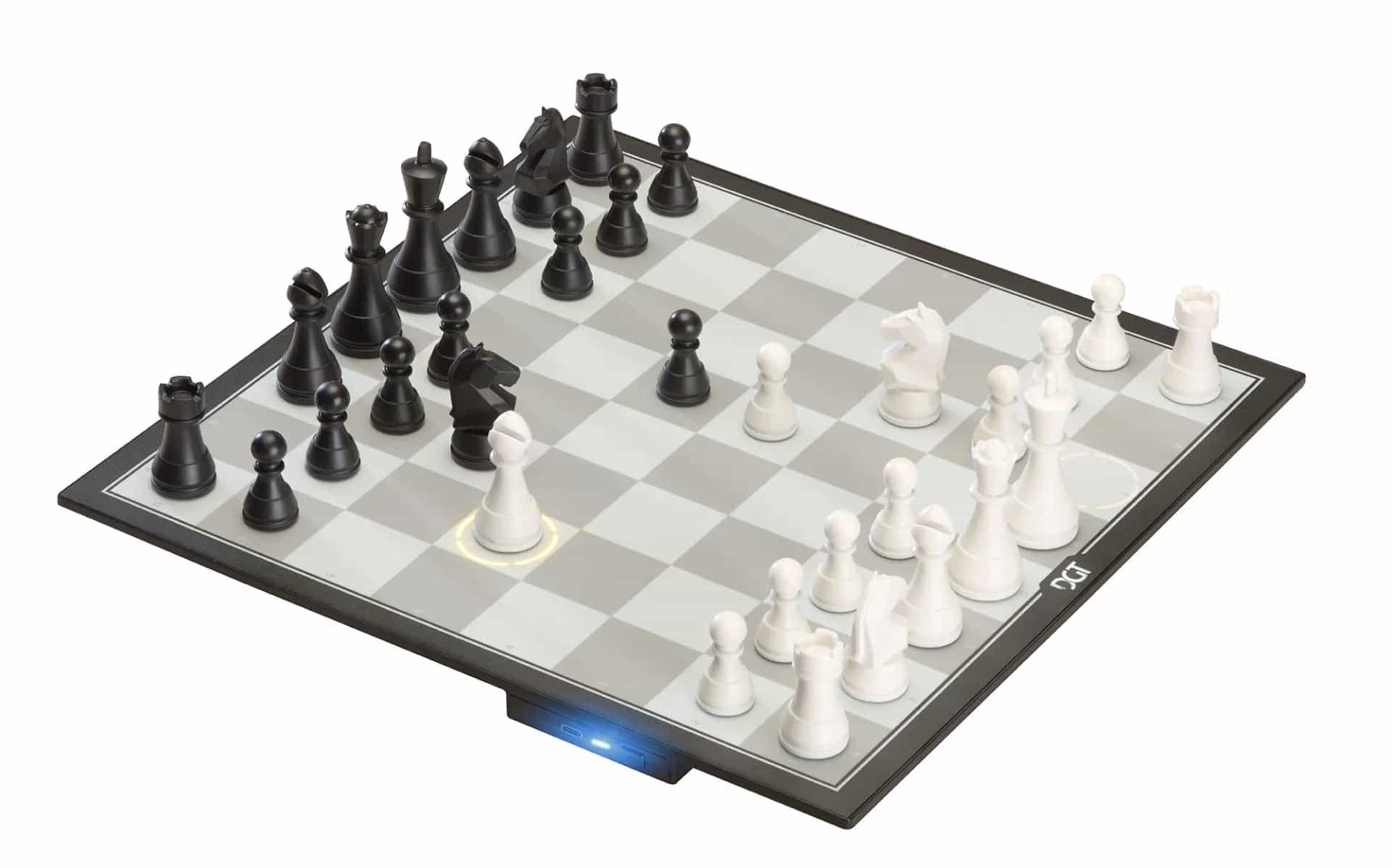 DGT Pegasus Wireless Bluetooth Chess Board