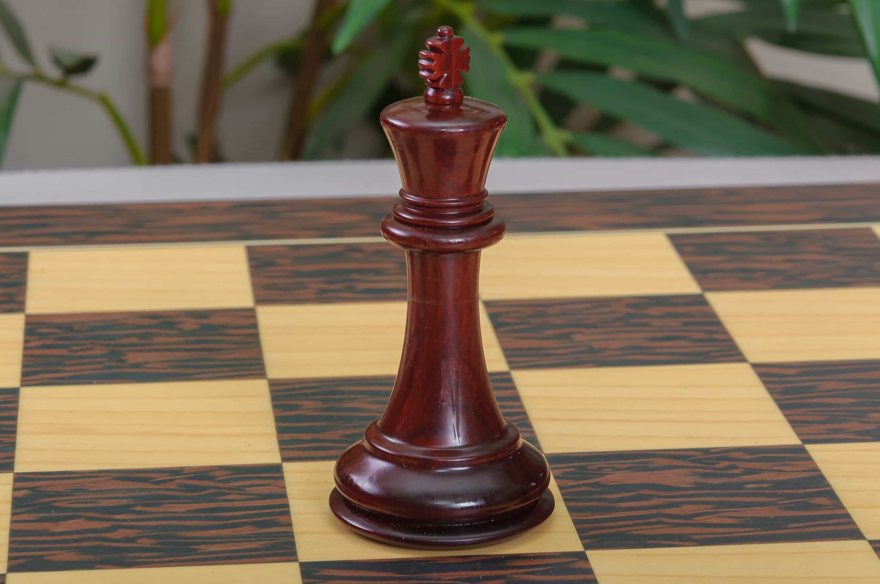 Imperfect - 4.0" Hastings - Blood Rosewood / Boxwood - Wood Chess Pieces