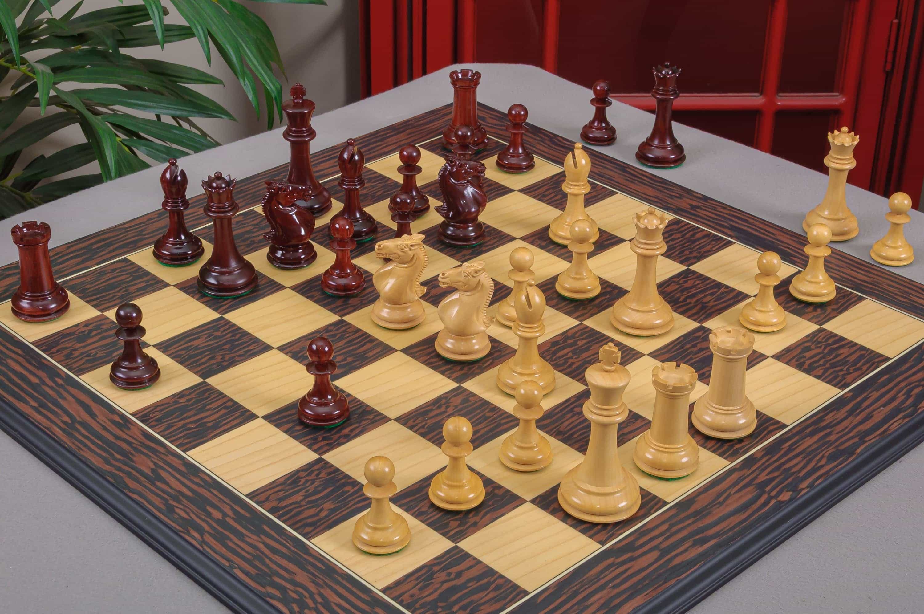 Imperfect - 4.0" Hastings - Blood Rosewood / Boxwood - Wood Chess Pieces
