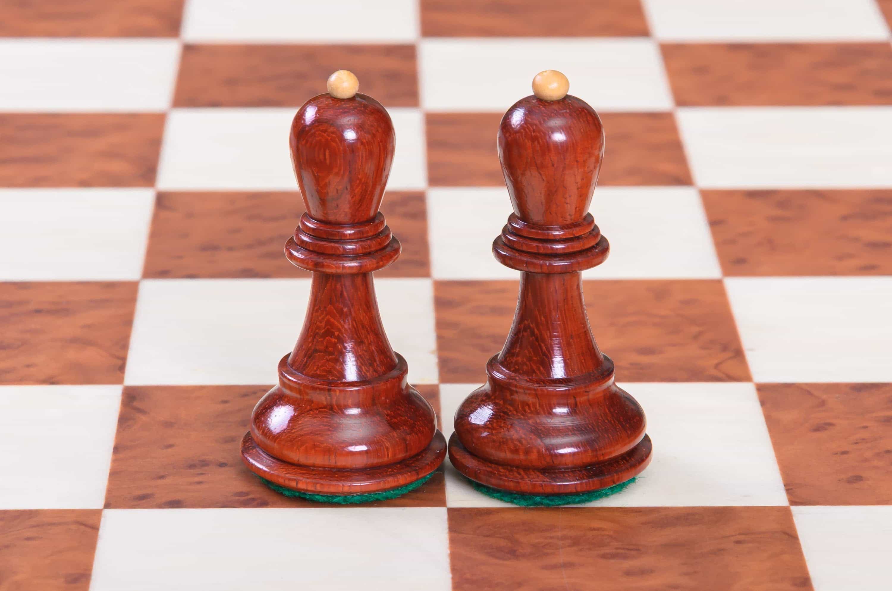 Imperfect - 2.875" Zagreb '59 - Blood Rosewood / Boxwood - Wood Chess Pieces