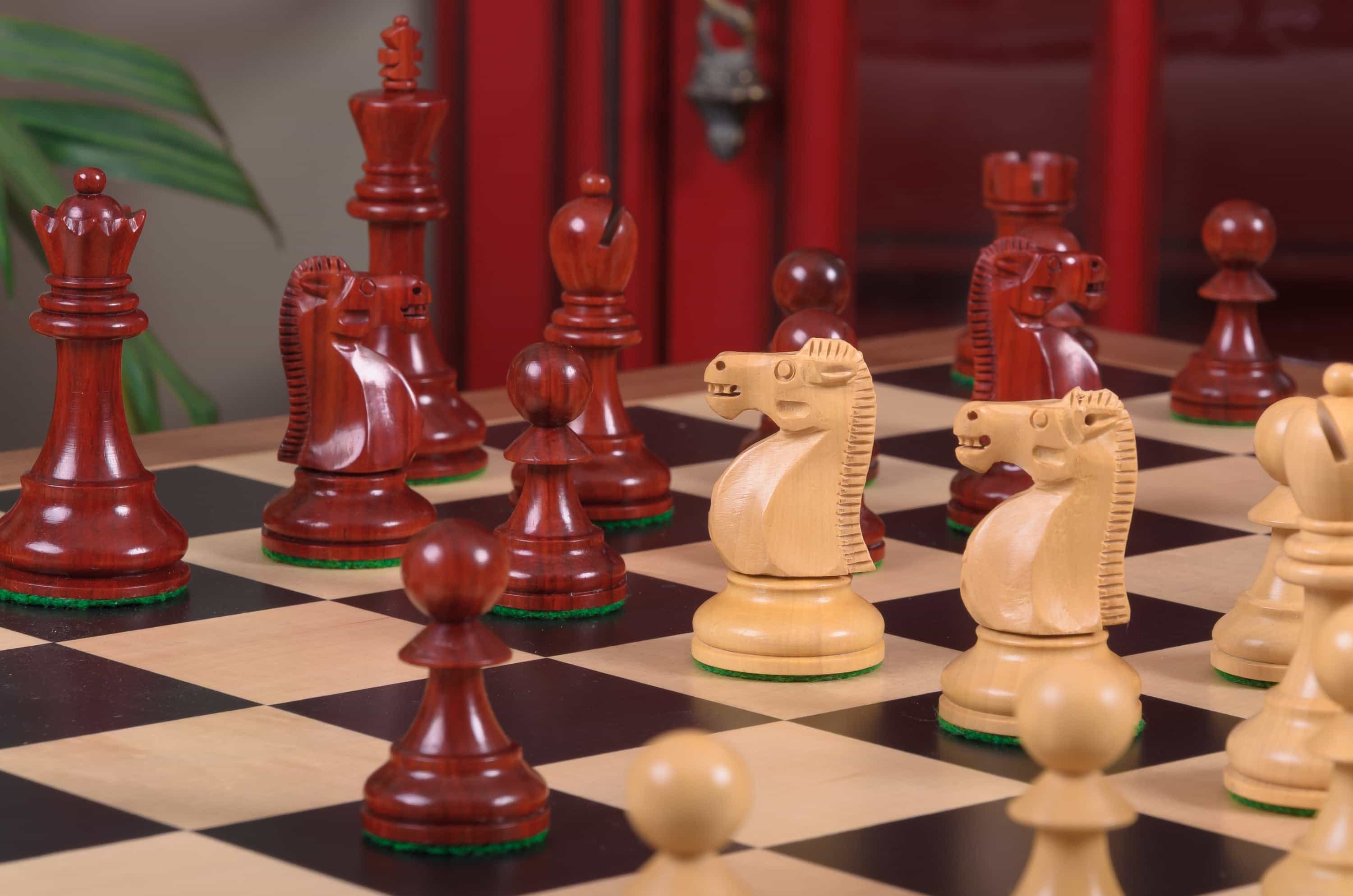 Imperfect - 3.75" Reykjavik Ii - Blood Rosewood / Boxwood - Wood Chess Pieces
