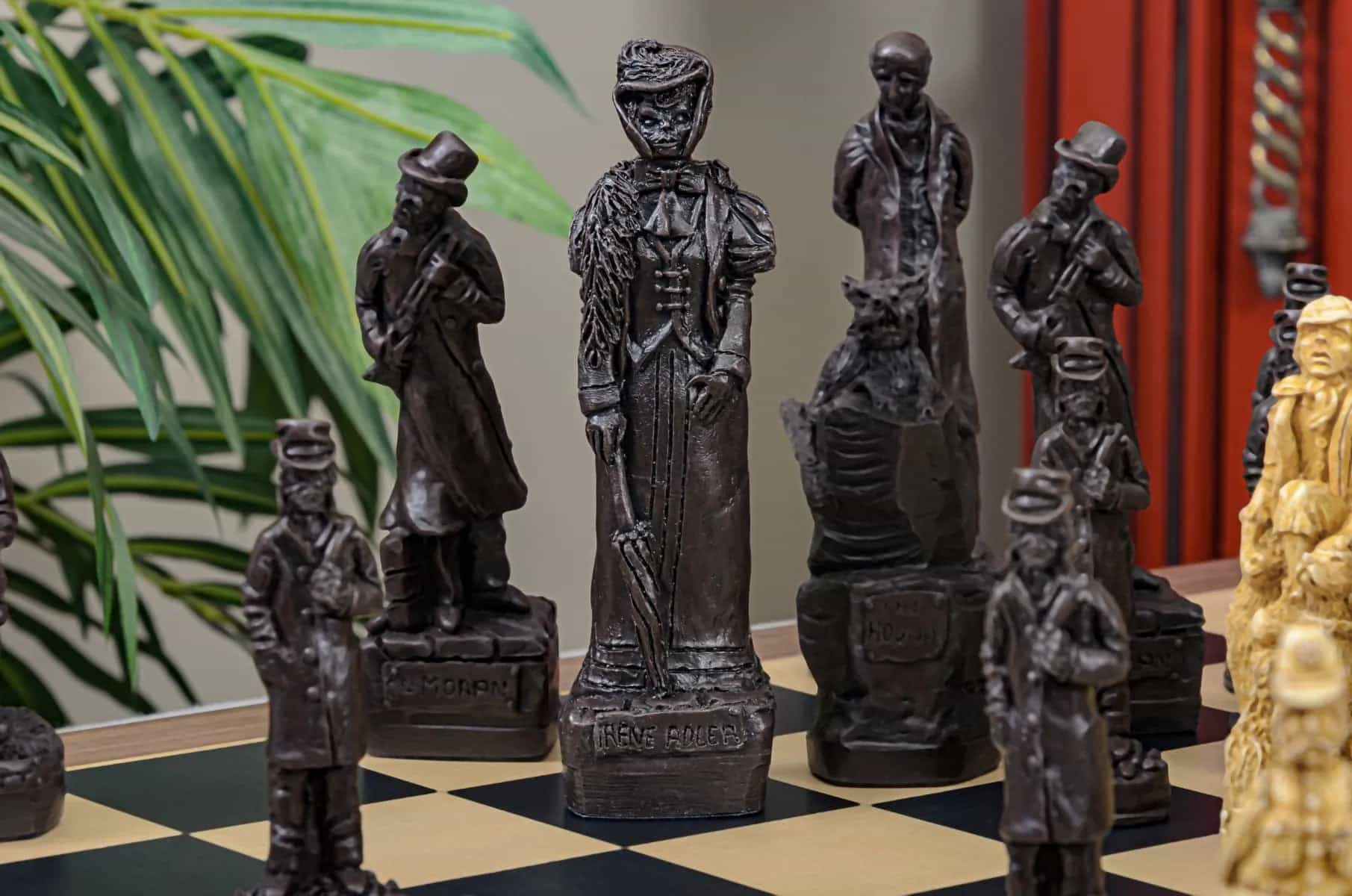 The Sherlock Holmes Series Chess Pieces - 5.95" King - Brown And Natural