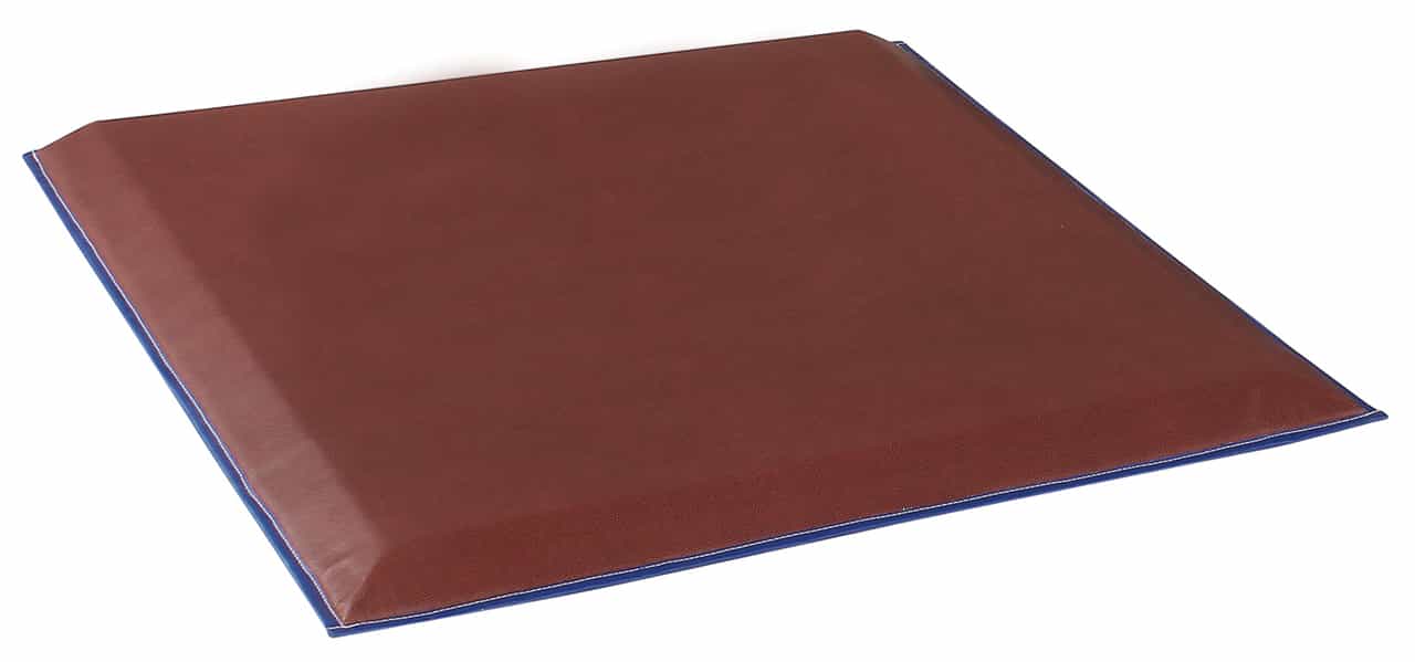 36" X 36" Round Off Mat With Performance Top Cover
