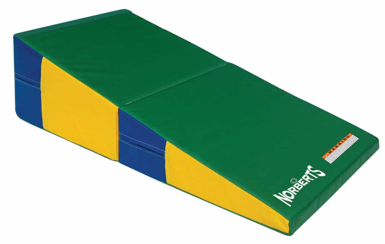 2' X 4' X 14" Deluxe Folding Incline Mat